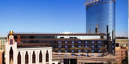 Business Center LYWR translation missing: en.photos