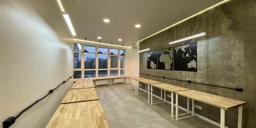 st. Klovskiy spusk 7 Kitchen Dining Room, Parking Yard Parking