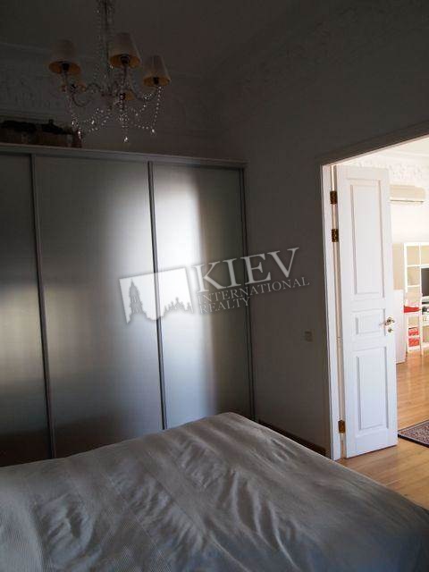 st. Lyuteranskaya 8 Kiev Long Term Apartment 1004