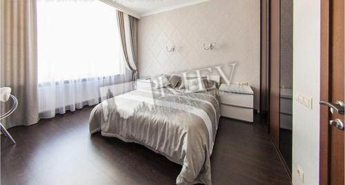 st. Dragomirova 9 Kiev Long Term Apartment 3999