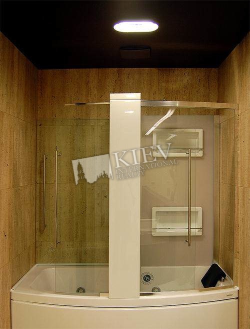 st. Kruglouniversitetskaya 3-5 Long Term Apartment in Kiev 1005