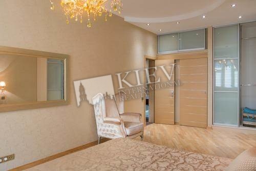 Klovs'ka Rent an Apartment in Kiev