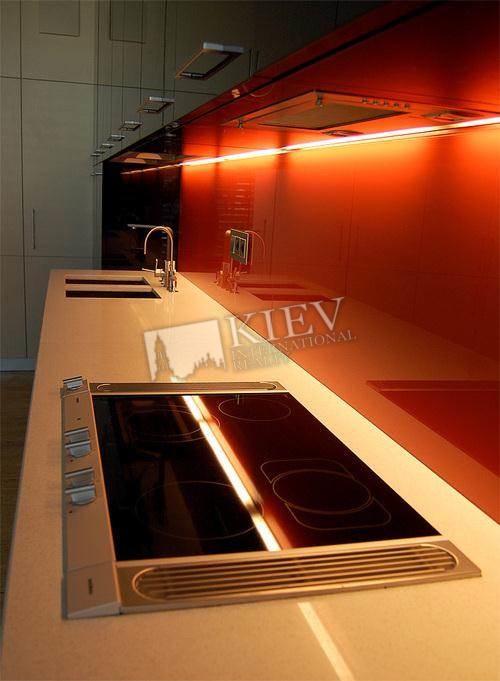 st. Kruglouniversitetskaya 3-5 Long Term Apartment in Kiev 1005
