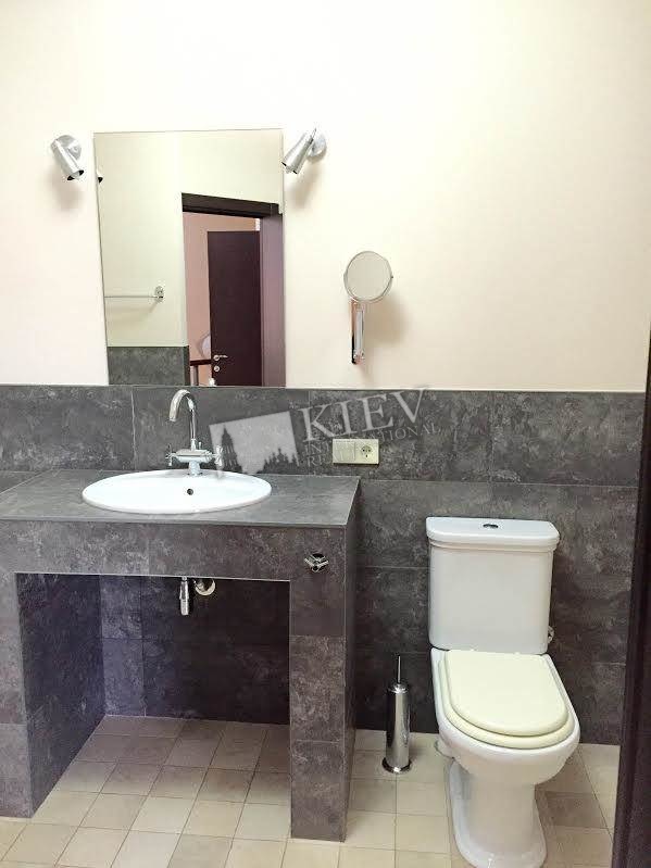 Four-bedroom Apartment st. Mihaylovskaya 2v 1037