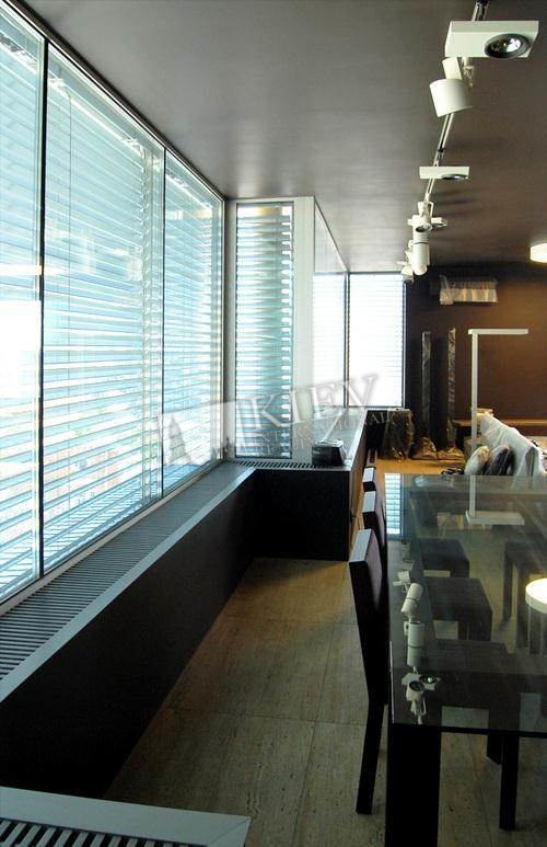 Teatral'na Long Term Apartment in Kiev
