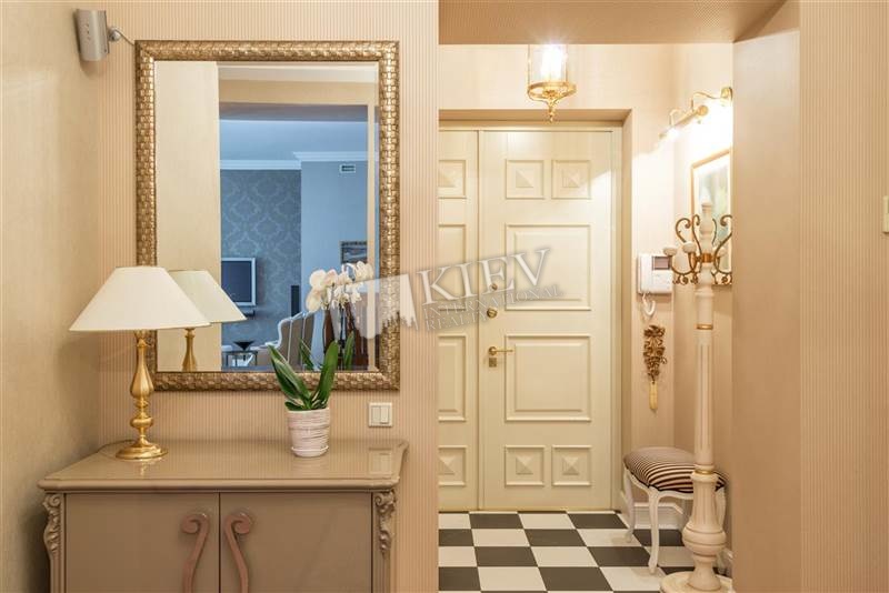 st. Bolshaya Zhitomirskaya 18A Rent an Apartment in Kiev 1534