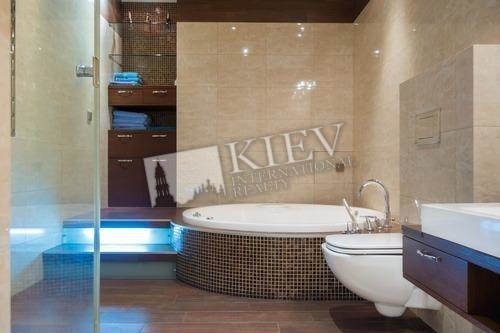 Two-bedroom Apartment st. Lesi Ukrainki 7B 1466