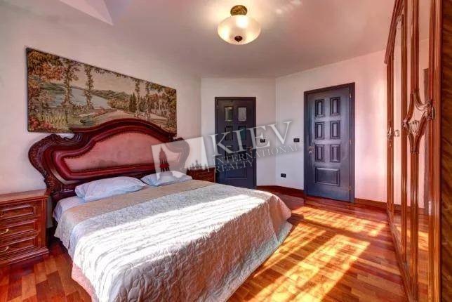 st. Nikolsko-Botanicheskaya 14/7 Kiev Apartment for Rent 17523
