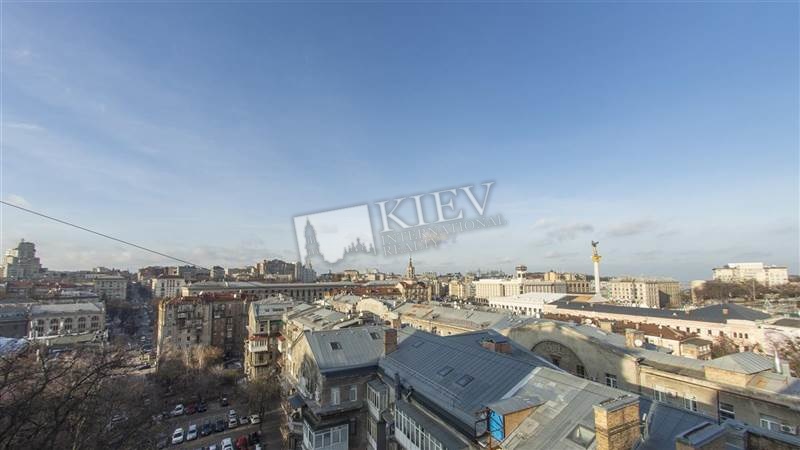 Three-bedroom Apartment st. Zankovetskoy 6 57