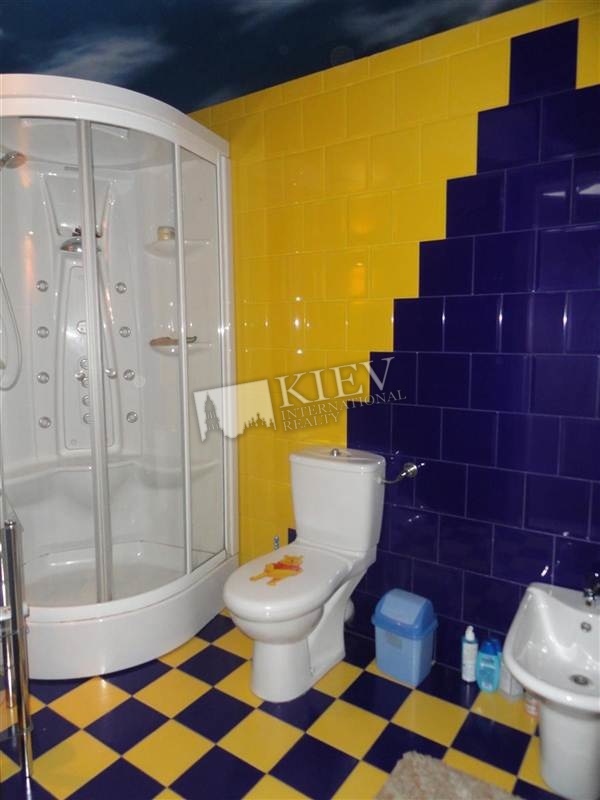 Rent an Apartment in Kiev Kiev Center Pechersk