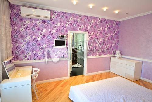 st. Gorkogo 72 Parking Underground Parking Spot (additional charge), Living Room Flatscreen TV, L-Shaped Couch