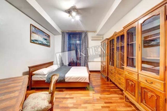 Universytet Kiev Apartment for Rent