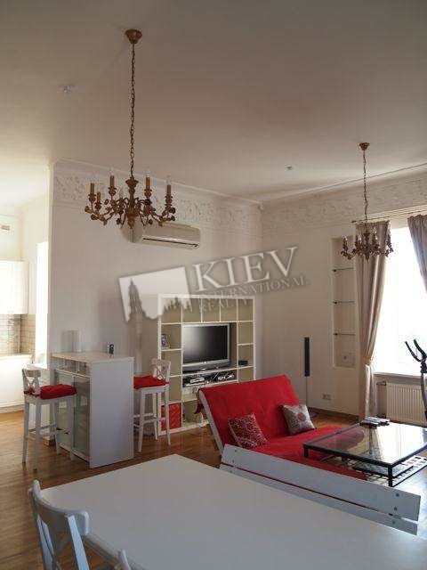 Kreshchatyk Kiev Long Term Apartment