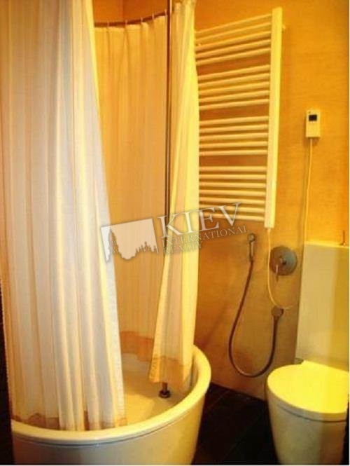 st. Zolotovorotskaya, 13 Parking Dedicated Parking Space (Yard), Living Room Flatscreen TV, Home Cinema, L-Shaped Couch, Sound System