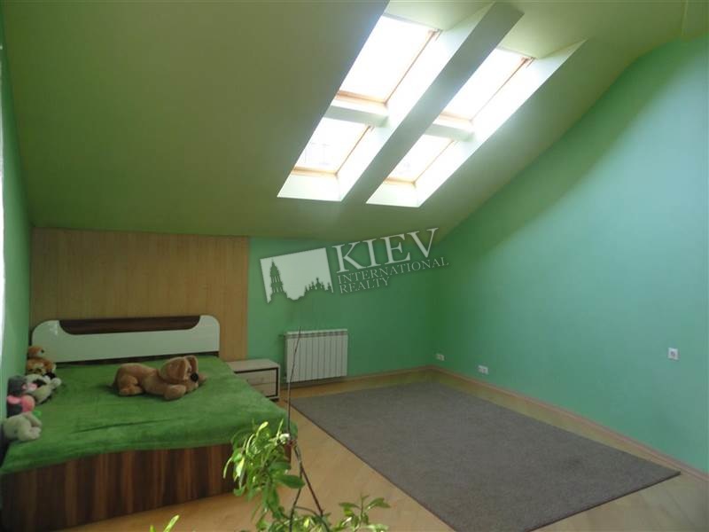 st. Shota Rustaveli 29B Bathroom 3 Bathrooms, Bathtub, Heated Floors, Jacuzzi, Washing Machine, Parking Dedicated Parking Space (Yard)