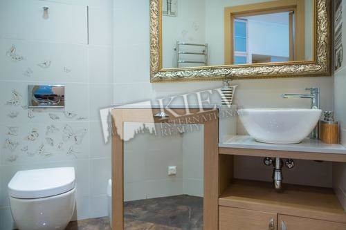 Two-bedroom Apartment st. Lesi Ukrainki 7B 1466