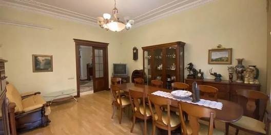 Kiev Long Term Apartment  