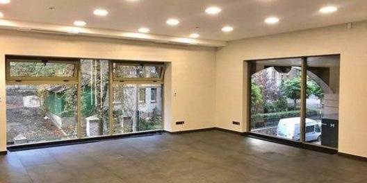 st. Kropivnitskogo 10 Communication Wi-fi Internet Connection, Interior Condition Brand New