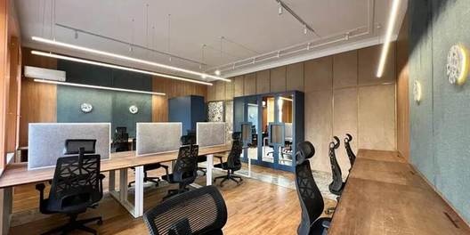 st. Vladimirskaya 92 Elevator No, Office Zonning Residential Zonning