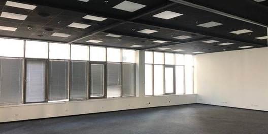 Office st. Krasnoarmeyskya 72 19499