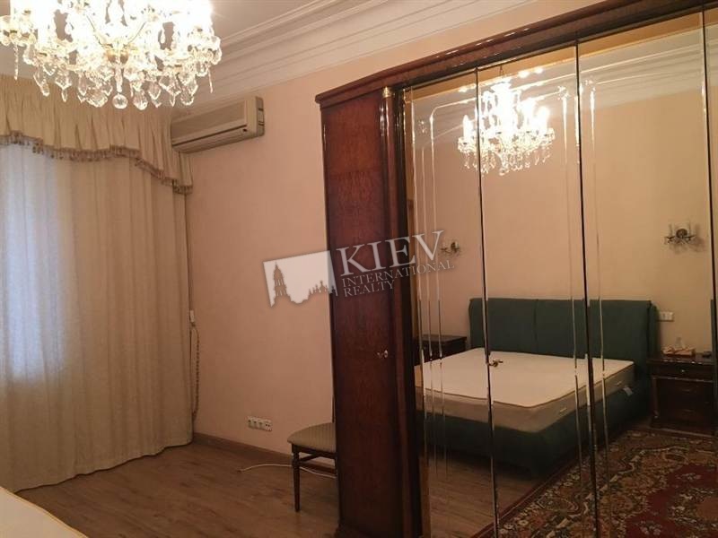 st. Lyuteranskaya 28A Master Bedroom 1 Double Bed, Interior Condition 3-5 Years