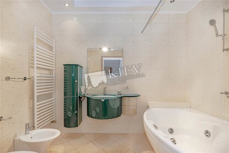 st. Gonchara 26 Bathroom 3 Bathrooms, Bathtub, Heated Floors, Shower, Washing Machine, Interior Condition Brand New