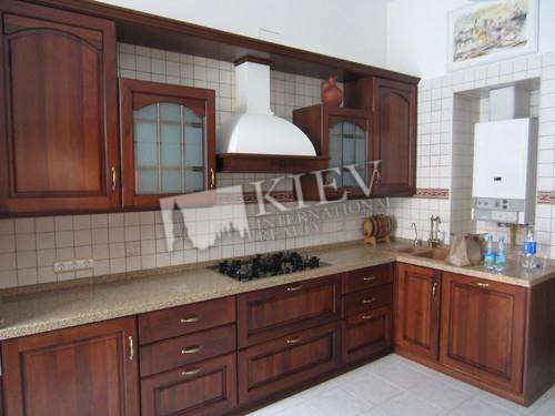 st. Yaroslavov Val 13 Kitchen Dining Room, Dishwasher, Gas Oventop, Parking Yard Parking