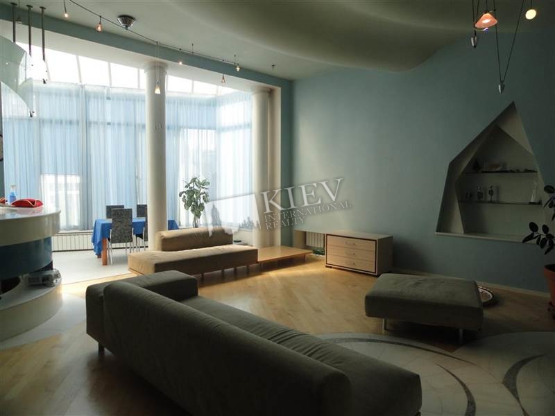 Palats Sportu Rent an Apartment in Kiev