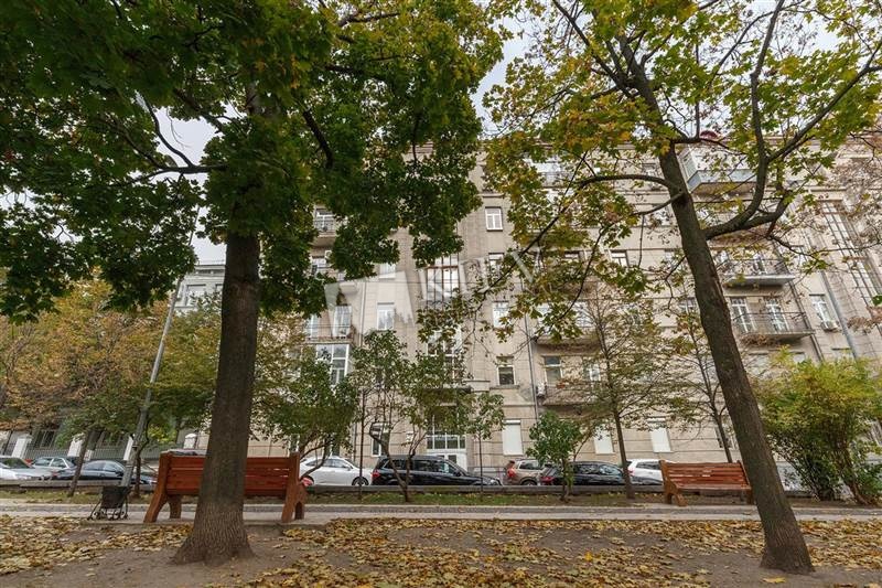 L'va Tolstoho Long Term Apartment in Kiev